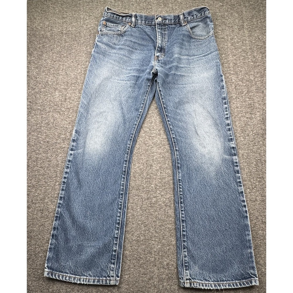 Levi's 517 Boot Cut Jeans Medium Wash Men's Sz 36x30 Cowboy Workwear Whiskered